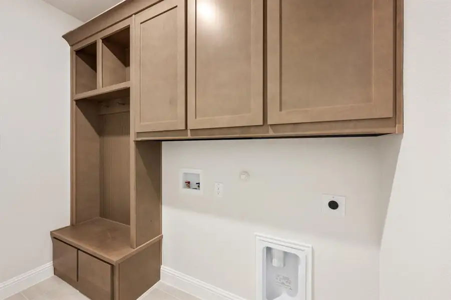 Furnished interior view inside a new home in Hayes Crossing, Midlothian (Image 8).
