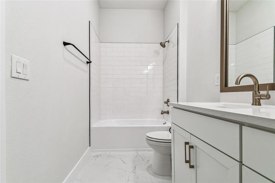 Furnished interior view inside a new home in Palmera Wellen Park - Classic Series, Venice (Image 7). Furnished interior view inside a new home in Palmera Wellen Park - Classic Series, Venice (Image 7).