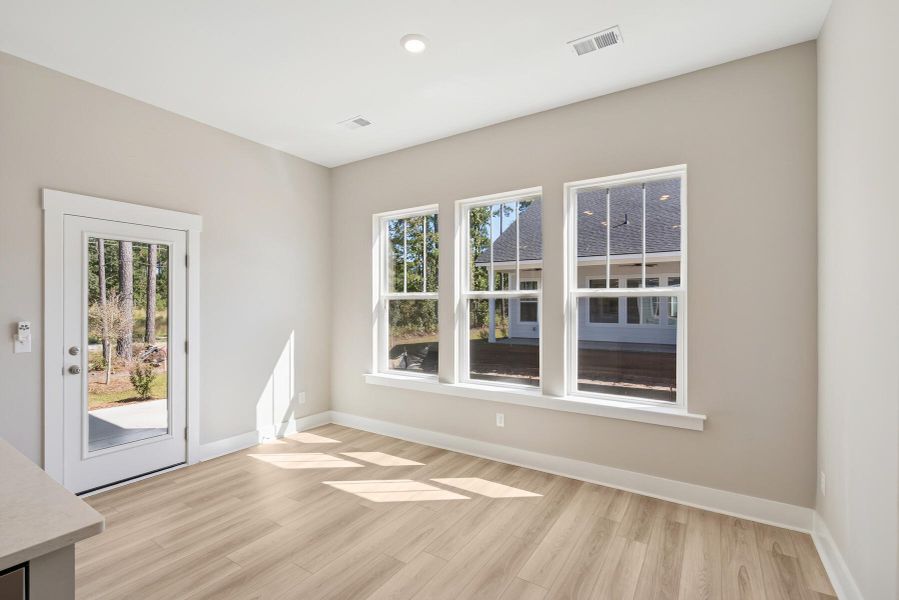 Spacious, unfurnished interior of a new home in Nexton – Midtown – The Garden Collection, Summerville (Image 29). Spacious, unfurnished interior of a new home in Nexton – Midtown – The Garden Collection, Summerville (Image 29).