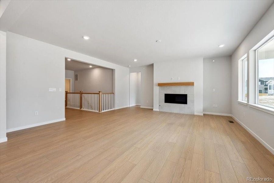 Spacious, unfurnished interior of a new home in Prestige Collection at Parkdale Commons, Lafayette (Image 15).