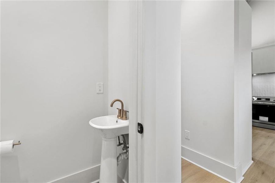 Image 53 of a home in .