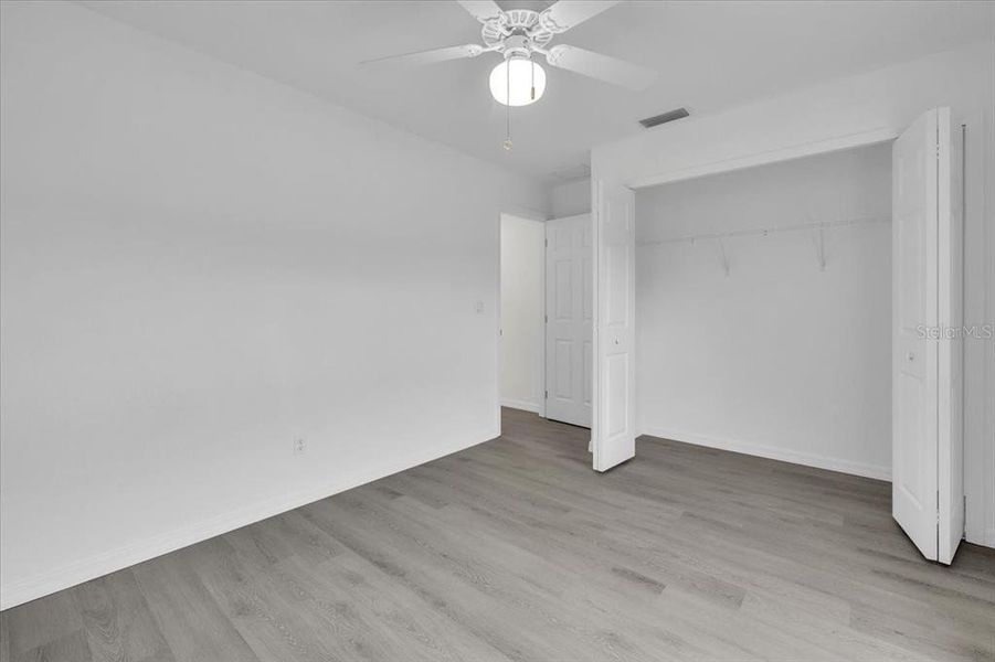 Spacious, unfurnished interior of a new home in , Punta Gorda (Image 23).