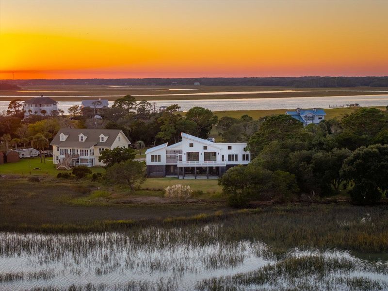 Exterior details and patio area of a home in , Charleston (Image 45).