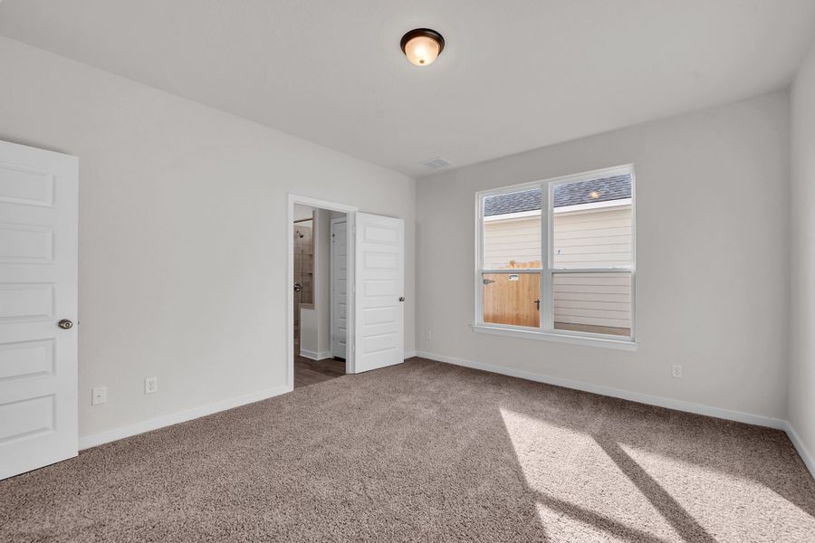 Representative unfurnished interior of a home built from the The 2516 by Stylecraft Builders in Adaline Crossing, McGregor (Image 8).