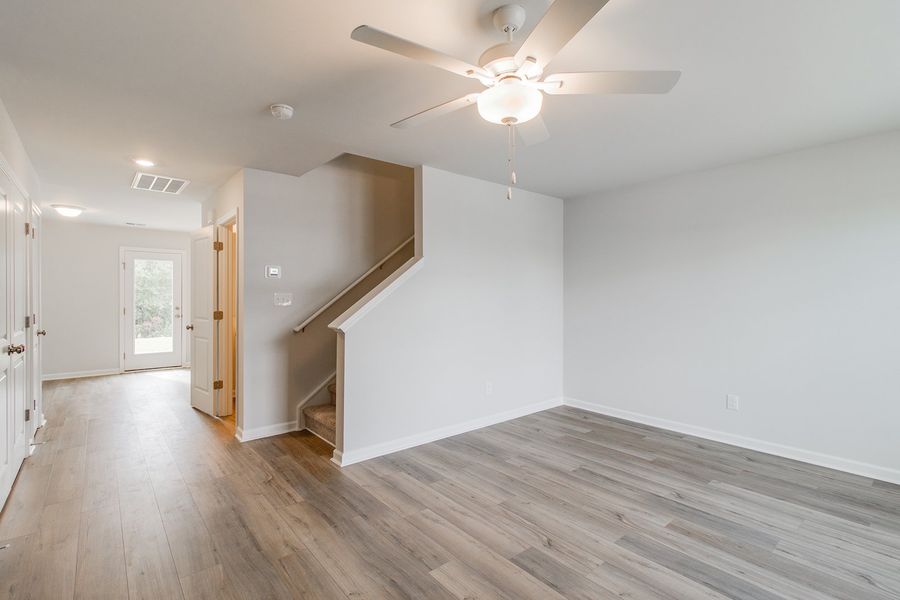 Spacious, unfurnished interior of a new home in Haynes Park, Columbia (Image 11).