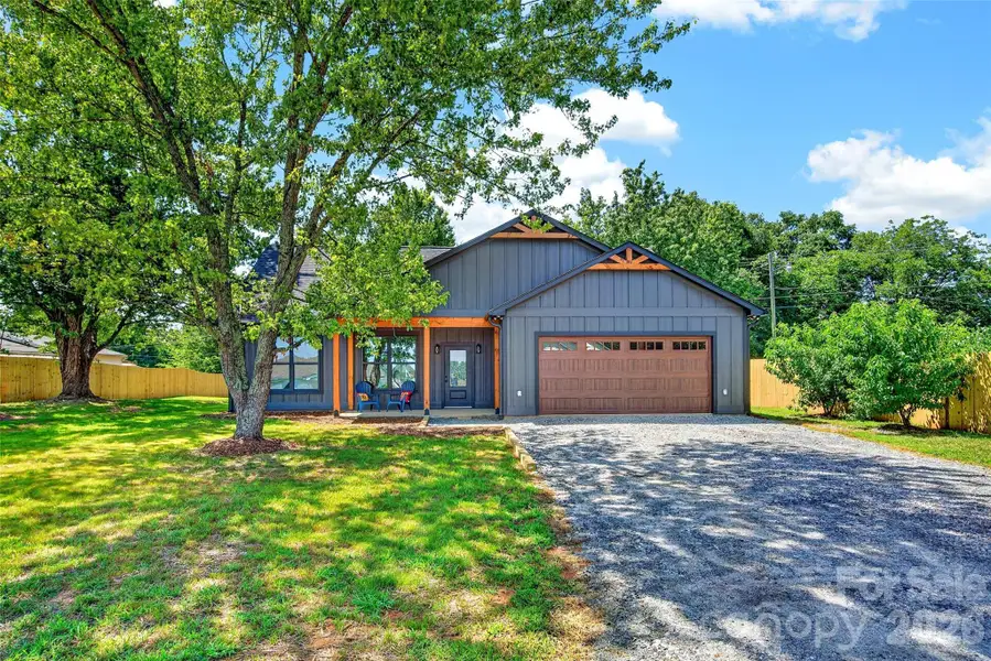 1652 Doggett Rd 1652 Doggett Rd