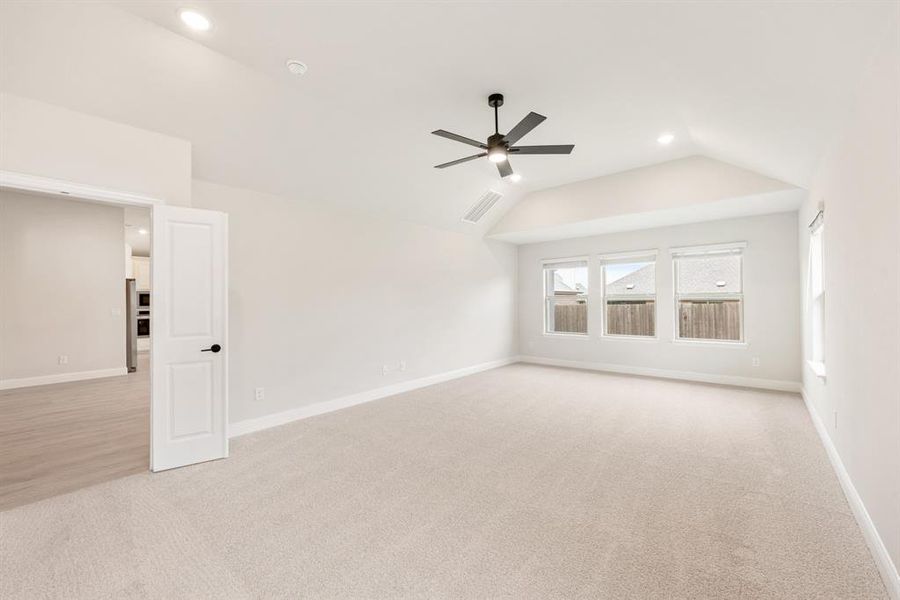 Spacious, unfurnished interior of a new home in West Crossing, Anna (Image 19). Spacious, unfurnished interior of a new home in West Crossing, Anna (Image 19).
