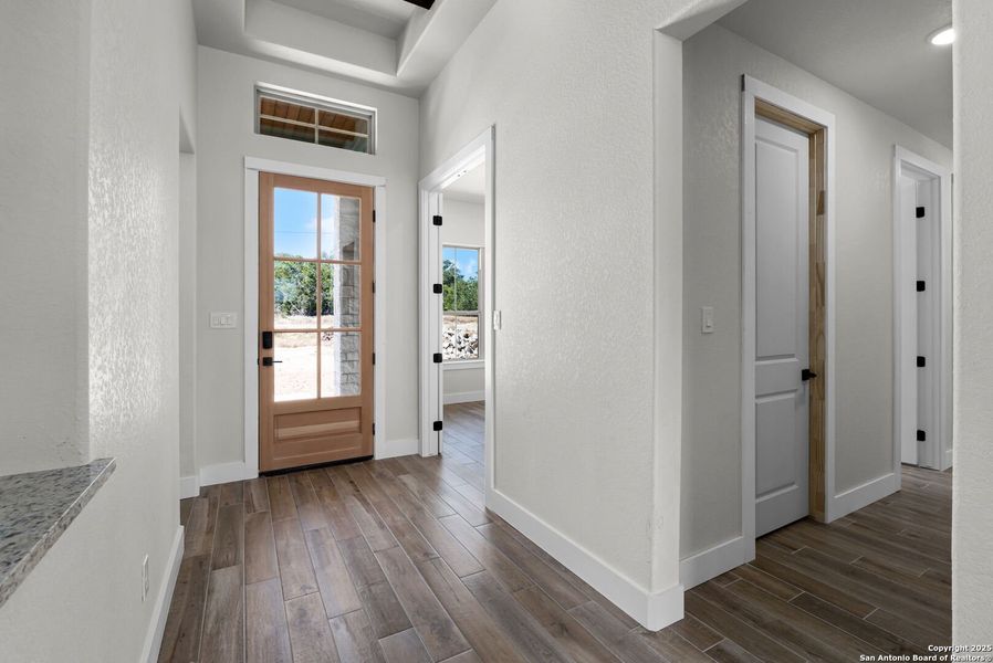 Spacious, unfurnished interior of a new home in , Spring Branch (Image 24).