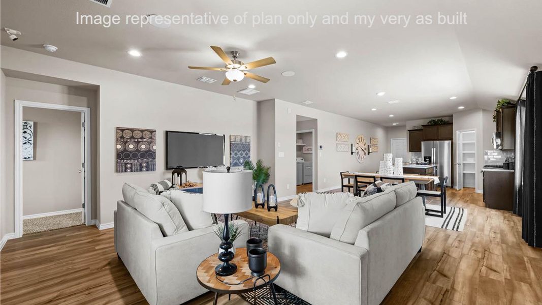 Furnished interior view inside a new home in Saratoga Crossing, Corpus Christi (Image 16).