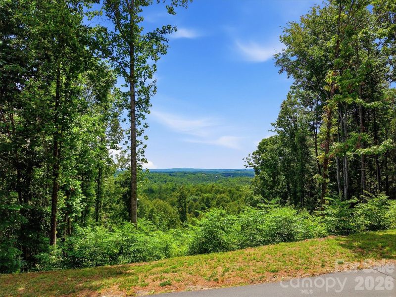 Natural landscape and outdoor views near in Lenoir (Image 32). Natural landscape and outdoor views near in Lenoir (Image 32).