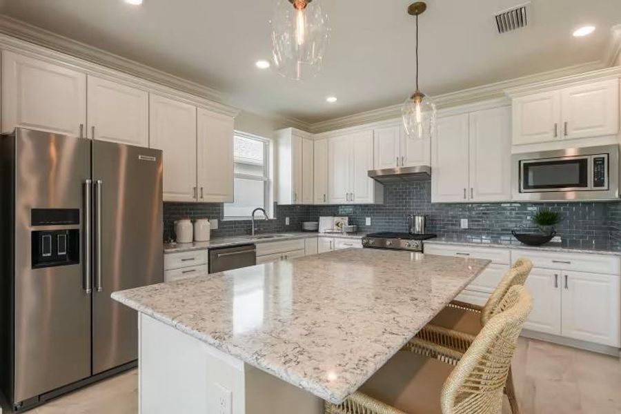 MODEL HOME images may NOT be consistent with the finished product.