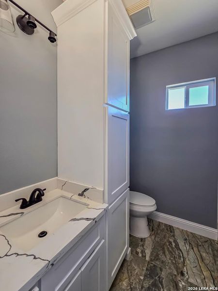 Furnished interior view inside a new home in , Eagle Pass (Image 14).