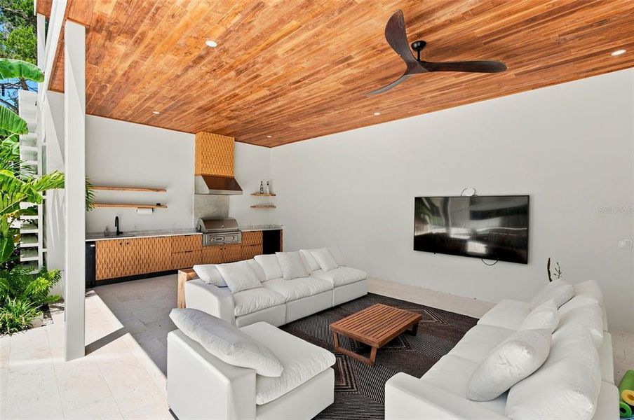 Image 72 of a home in .