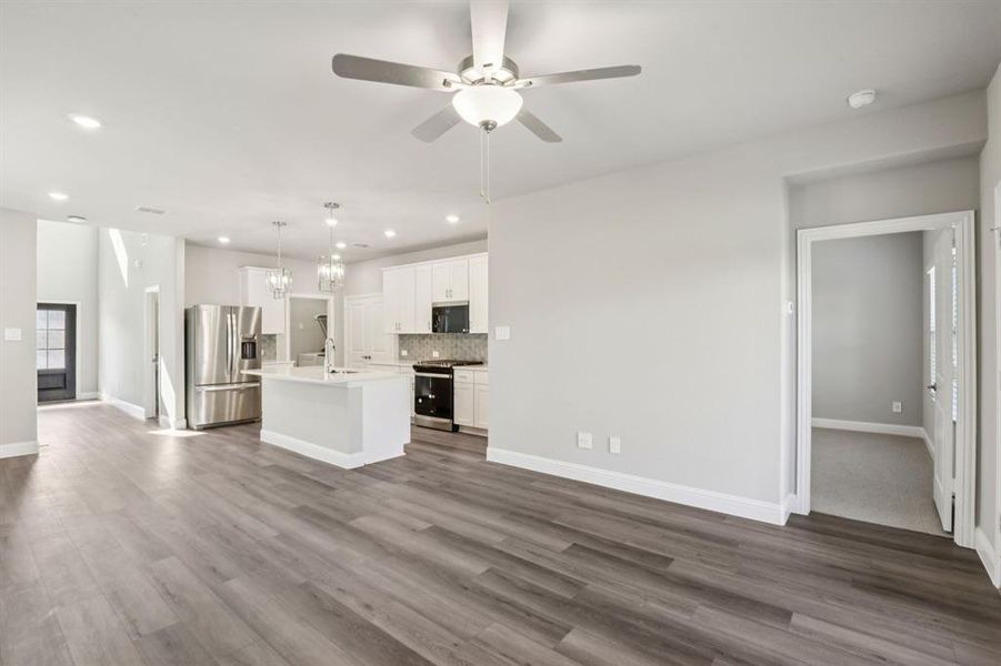 Photo is not of the actual home, but is an inspirational photo of builder’s model home and may depict options, furnishings, and/or decorator features that are not included.