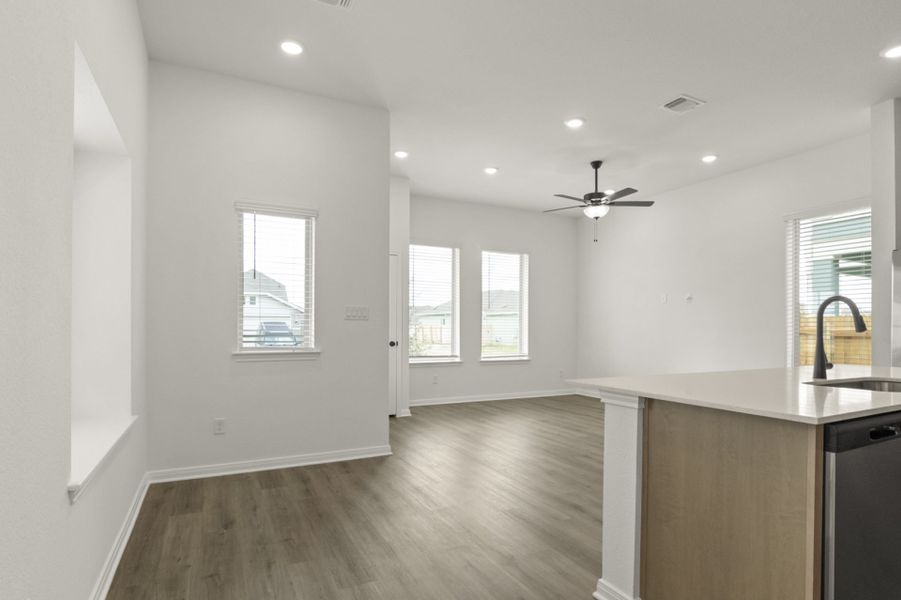 Spacious, unfurnished interior of a new home in Trace, San Marcos (Image 21). Spacious, unfurnished interior of a new home in Trace, San Marcos (Image 21).