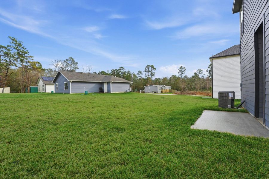 Exterior details and patio area of a home in , Montgomery (Image 3).