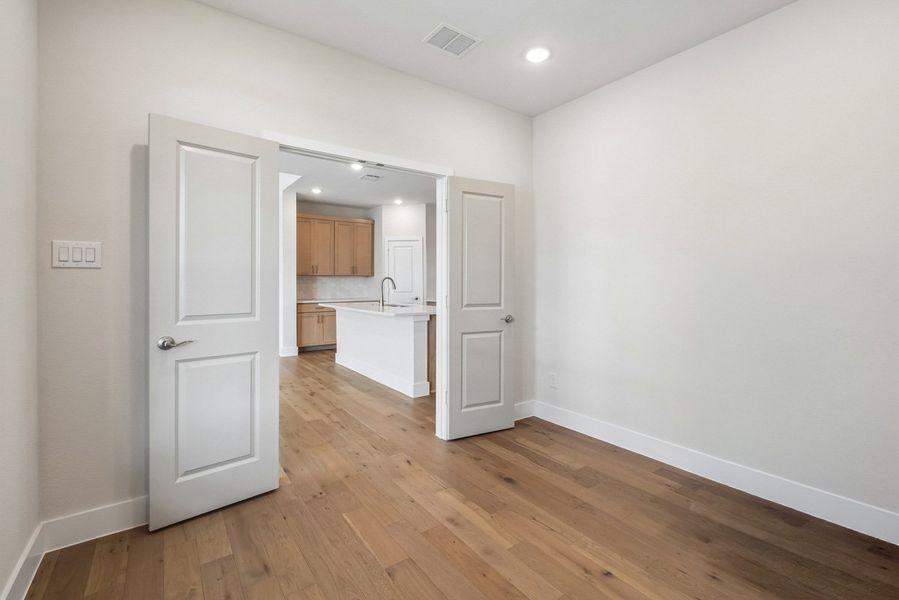 Representative unfurnished interior of a home built from the Park Place by Landon Homes in Fields - East Village, Frisco (Image 26). Representative unfurnished interior of a home built from the Park Place by Landon Homes in Fields - East Village, Frisco (Image 26).