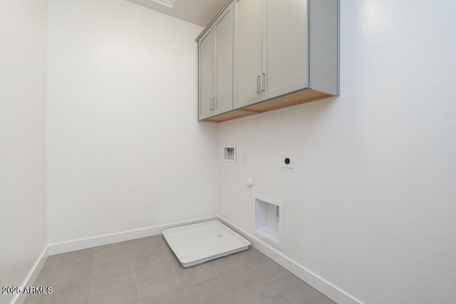 Tri Pointe Waterston Central 296 - Laund