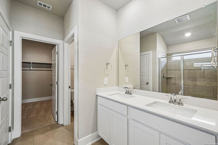 Furnished interior view inside a new home in Stetson Ridge, Marion (Image 14).