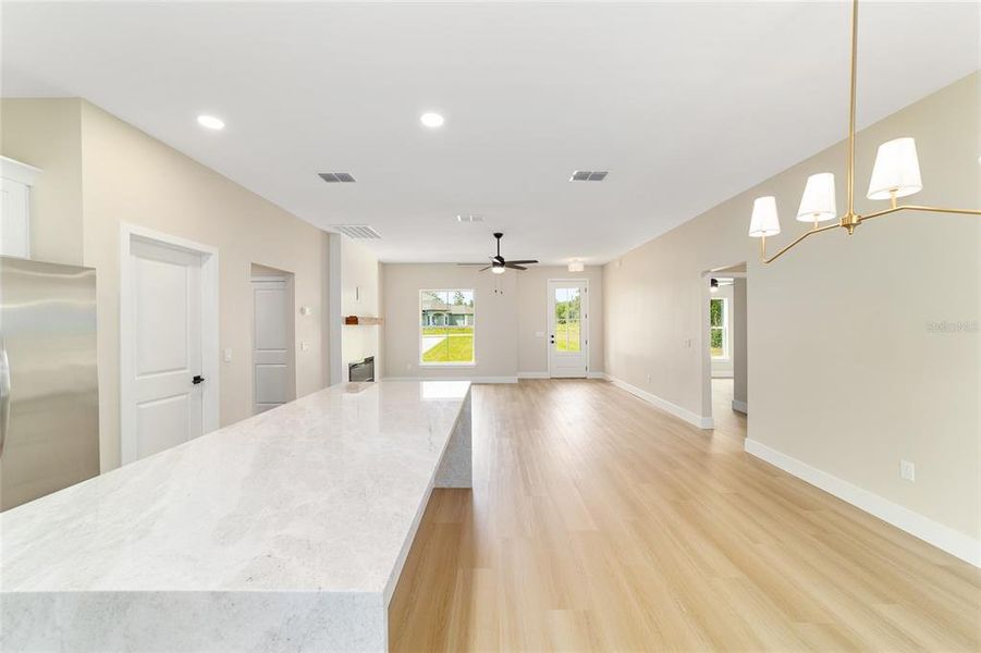 Spacious, unfurnished interior of a new home in , Dunnellon (Image 33).