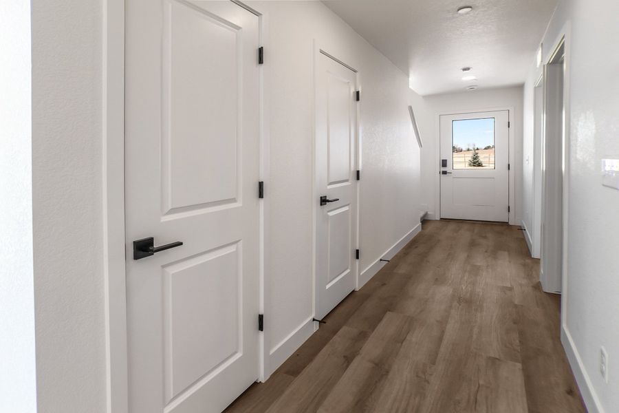 Spacious, unfurnished interior of a new home in Prairie Song, Windsor (Image 33). Spacious, unfurnished interior of a new home in Prairie Song, Windsor (Image 33).