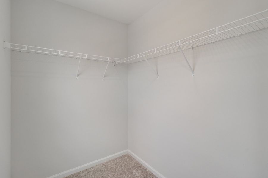 Spacious, unfurnished interior of a new home in Ellington, Elgin (Image 35).