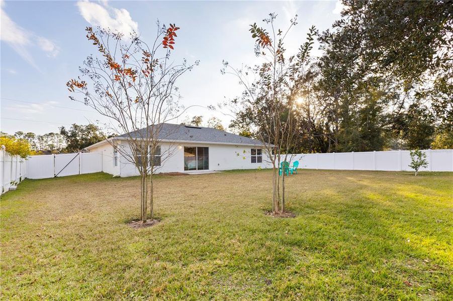Exterior details and patio area of a home in , Palm Coast (Image 3).