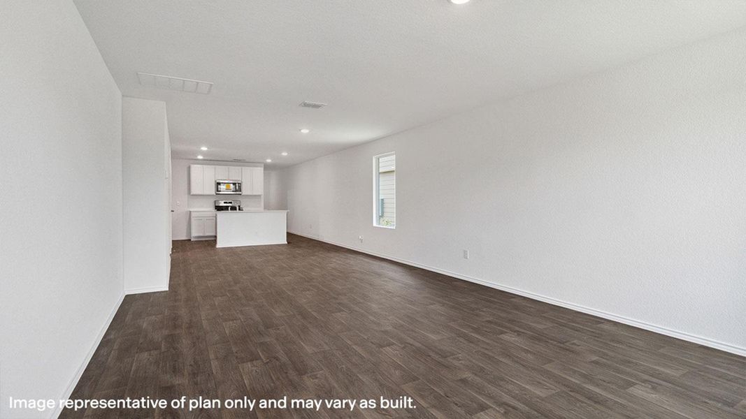 Spacious, unfurnished interior of a new home in Ladera, Luling (Image 18).