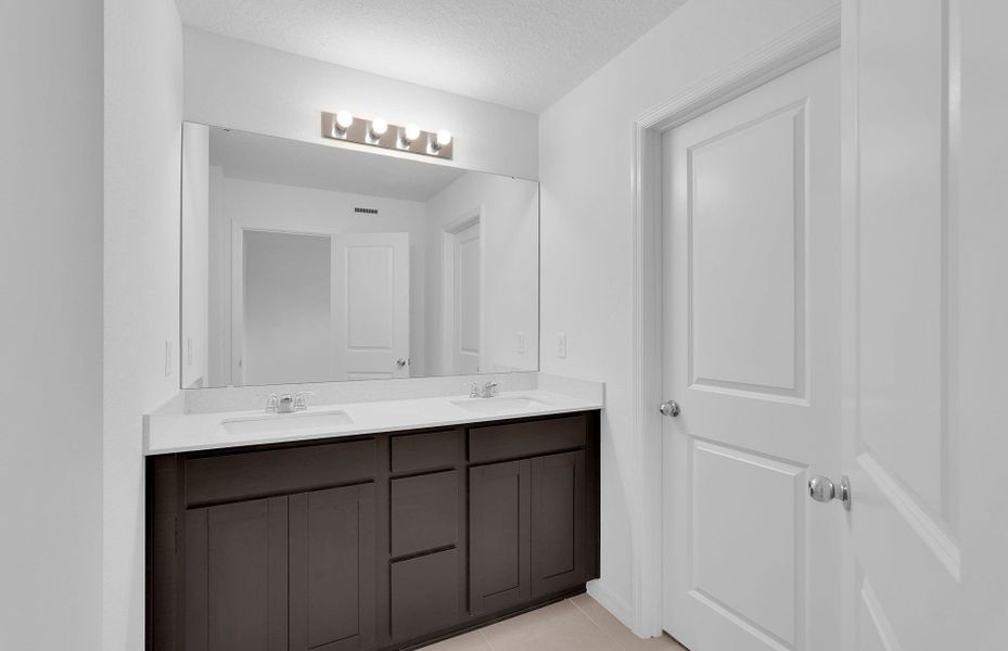 Furnished interior view inside a new home in Normandy Pines, Jacksonville (Image 8). Furnished interior view inside a new home in Normandy Pines, Jacksonville (Image 8).
