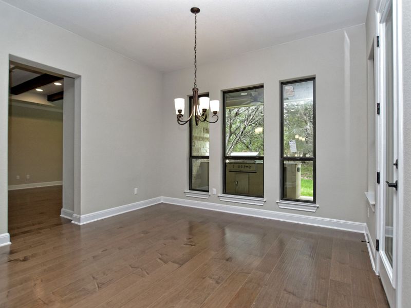 Representative unfurnished interior of a home built from the Avalon by Giddens Homes in Scofield Farms Estates, Georgetown (Image 198).