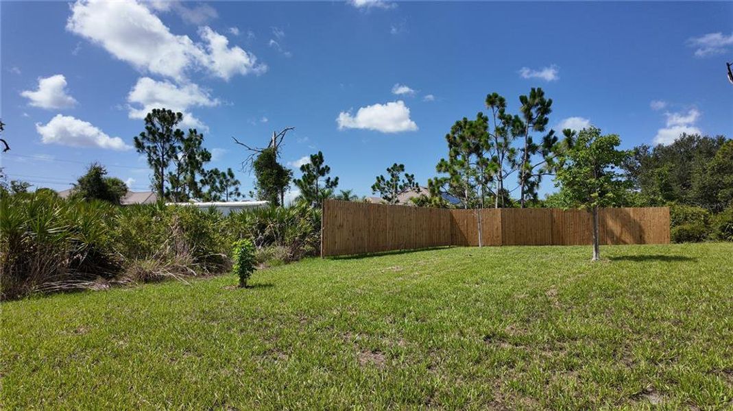 Image 30 of a home in South Gulf Cove. Image 30 of a home in South Gulf Cove.