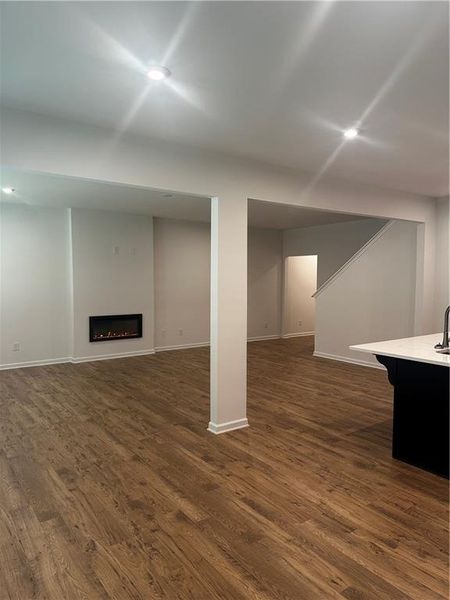 Spacious, unfurnished interior of a new home in Park Center Pointe, Austell (Image 8).