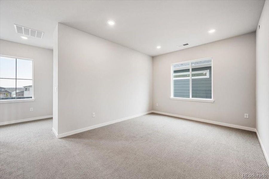 Spacious, unfurnished interior of a new home in Prestige Collection at Parkdale Commons, Erie (Image 13). Spacious, unfurnished interior of a new home in Prestige Collection at Parkdale Commons, Erie (Image 13).