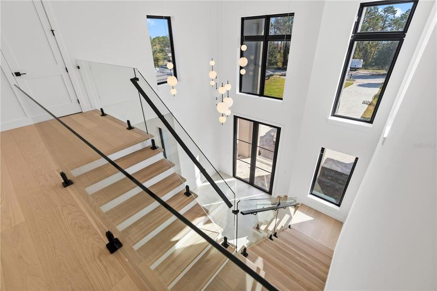 Spacious, unfurnished interior of a new home in , Montverde (Image 29).