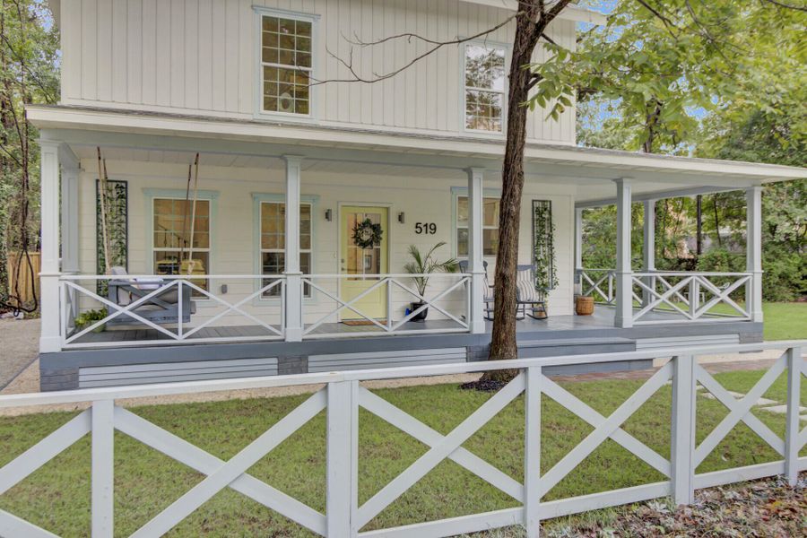 Exterior details and patio area of a home in , Charleston (Image 2).