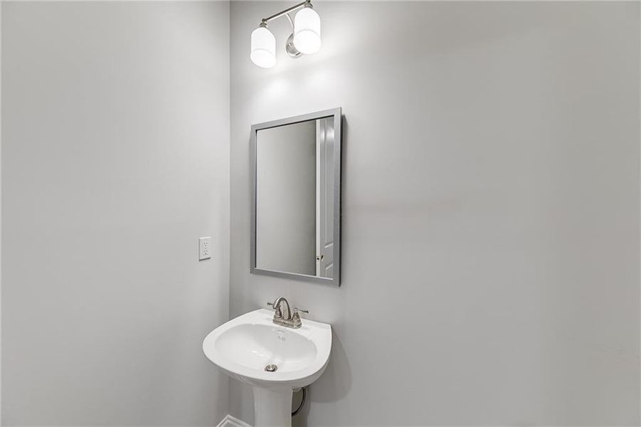 Image 36 of a home in .