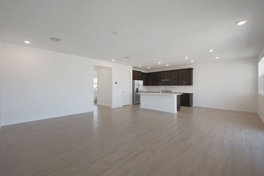 Spacious, unfurnished interior of a new home in Pinnacle at San Tan Heights, San Tan Valley (Image 13). Spacious, unfurnished interior of a new home in Pinnacle at San Tan Heights, San Tan Valley (Image 13).