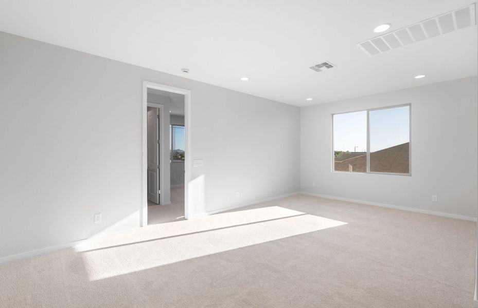 Spacious, unfurnished interior of a new home in Legado West, Queen Creek (Image 18). Spacious, unfurnished interior of a new home in Legado West, Queen Creek (Image 18).