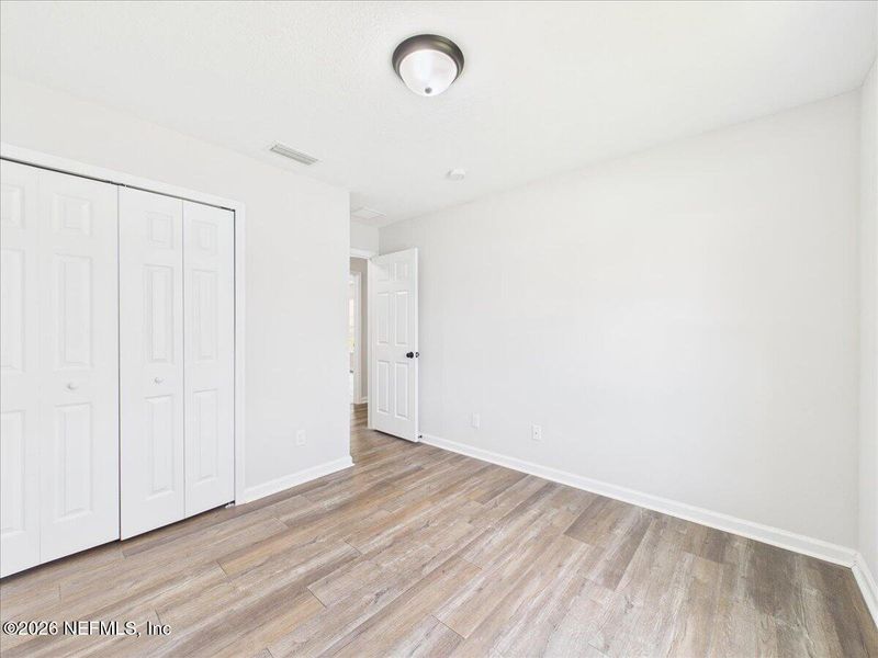 Spacious, unfurnished interior of a new home in , Palatka (Image 14).