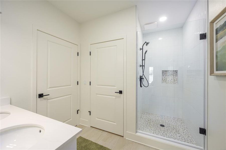 Furnished interior view inside a new home in , Ocala (Image 8).