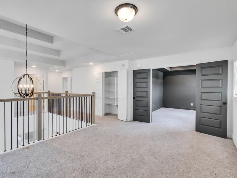 Spacious, unfurnished interior of a new home in Cross Creek West, Fulshear (Image 41).