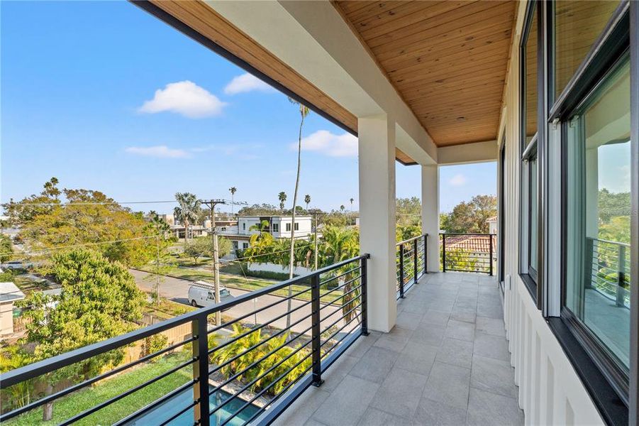 Exterior details and patio area of a home in , Tampa (Image 26).