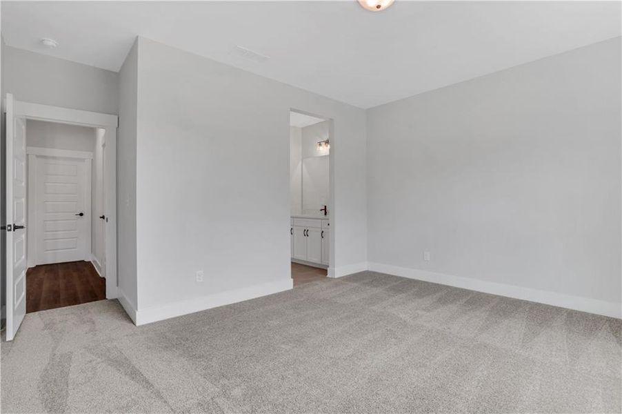 Spacious, unfurnished interior of a new home in Arbor West, Dawsonville (Image 43).