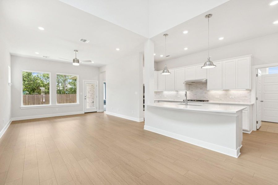 Family Room - Kitchen Family Room - Kitchen