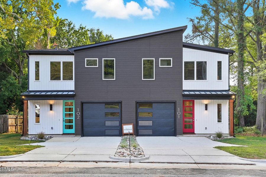 304 King Charles Unit 1-1 304 King Charles Unit 1-1