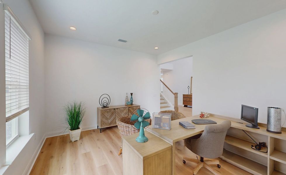 Furnished interior view inside a new home in Oakmont, Gainesville (Image 15).