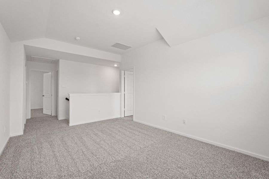 Spacious, unfurnished interior of a new home in Presswoods, Splendora (Image 17).