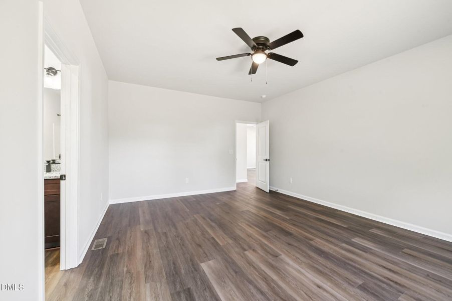 23-web-or-mls-Foster St-S0711-023