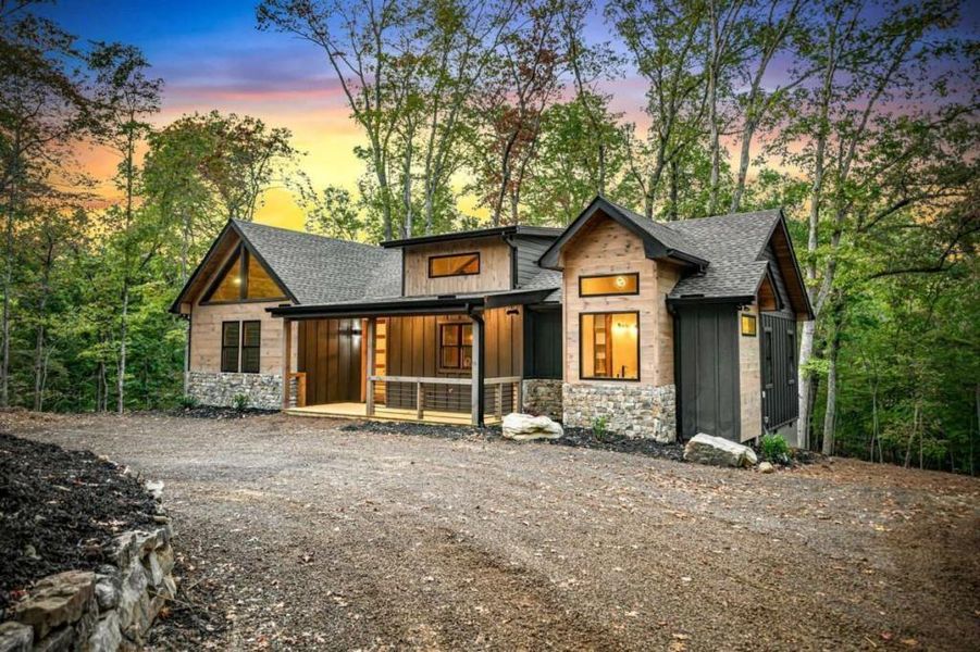 Image 42 of a home in .