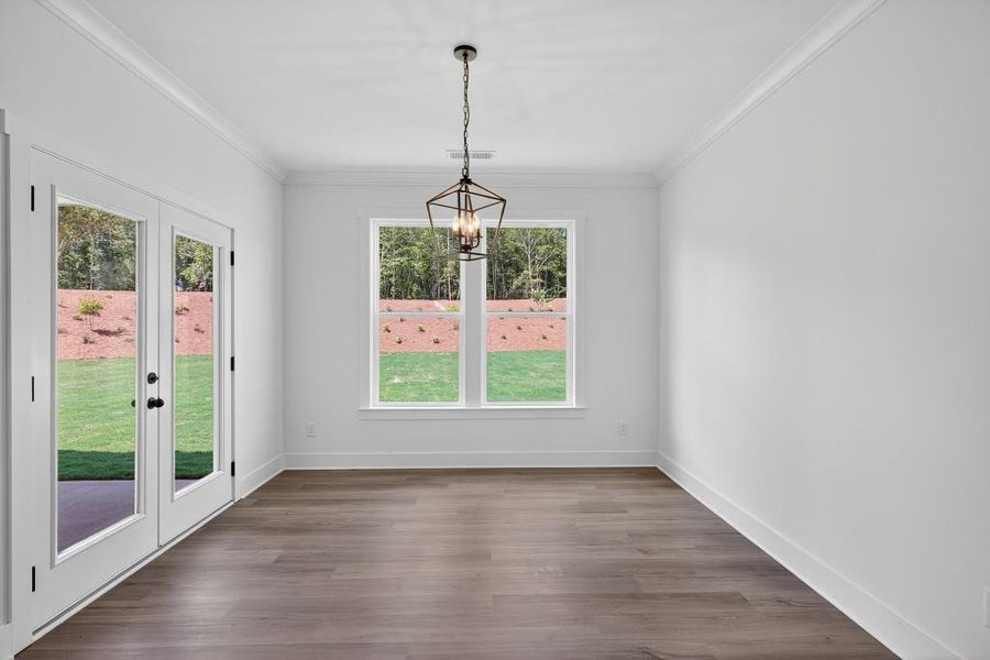 Spacious, unfurnished interior of a new home in Pinegate, Covington (Image 18).